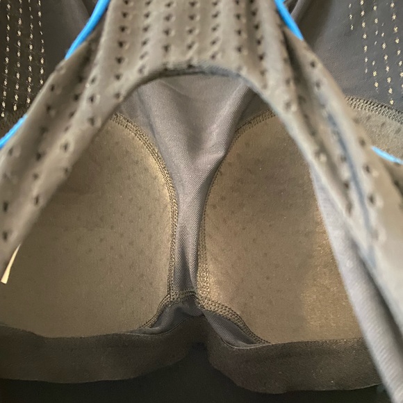 Size XL Nike Hydralock Swimsuit - Picture 4 of 7